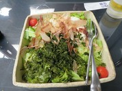 島豆腐のサラダ