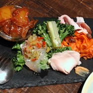 CINQUE　IKARIYA（チンクエイカリヤ）