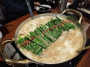 牛もつ鍋　みそ風味