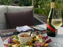 STELLAR WORKS Restaurant & Bar