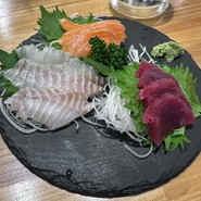 旨い馬肉とレモンサワー 銀邸酒場 千葉店