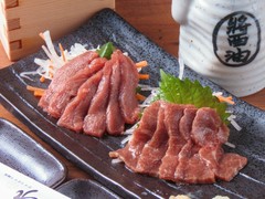 馬刺し2種盛り