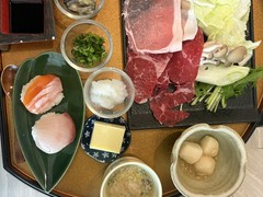 地餐地笑しゅん菜