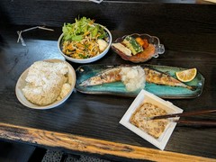 秋刀魚定食