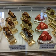 ラ メゾン ド シャルルー