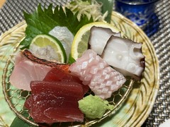 鮨広島　あじろや　本店