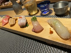 鮨広島　あじろや　本店