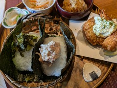 おむすびころりん