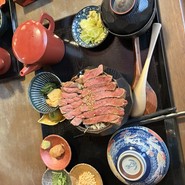 肉究亭