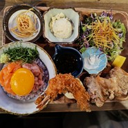 玉ねぎ倉庫跡地　志知カフェ　