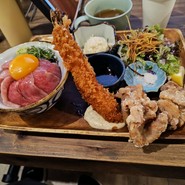 玉ねぎ倉庫跡地　志知カフェ　