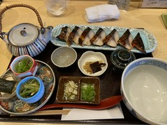 本格和食と燻製さば　御厨　神の