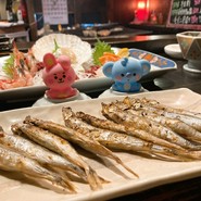 炉ばた屋　鶴吉　出抜小路店