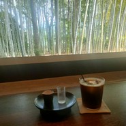 エヴァム・エヴァ・ヤマナシ・アジ