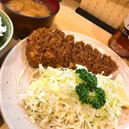 ロースカツ定食