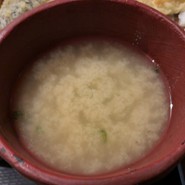 お出汁の効いたお味噌汁！