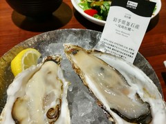 ザ・カーブ・ド・オイスター東京