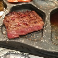 牛刺しと焼肉としゃぶしゃぶと。仔虎国分町店