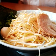 横浜家系ラーメン。シャキシャキのネギラーメン。