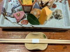 日本料理こもりく