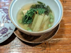 日本料理こもりく