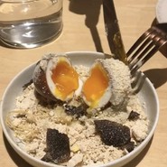 半熟卵のバルサミコ酢