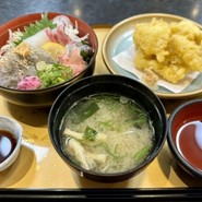 海鮮レストラン 海峡楼 ミラドール