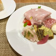 osteria　da　SASA（オステリア　ダ　ササ）
