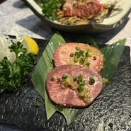 焼肉　界　新宿店