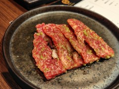 和牛焼肉　やくにく　路地裏