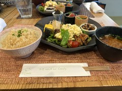 和食カフェ＆バーComfy