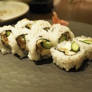 炭焼きステーキとワイン obiobi