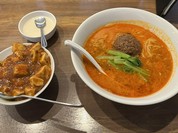 坦々麺とちんまめしセット