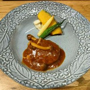 エレファンズカフェ＆バル