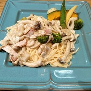 エレファンズカフェ＆バル