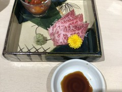 牛刺しと焼肉　仔虎　クリスロード店