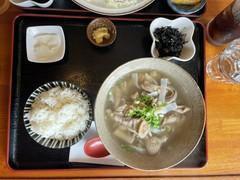 OKINAWA食堂酒場　ギボショウテン