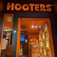 フーターズ銀座 （Hooters Ginza）