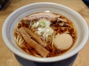 人類みな麺類 東京本店