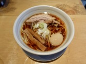 人類みな麺類 東京本店