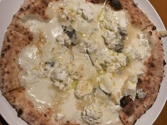 クアトロフォルマッジ