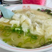 ワンタン麺