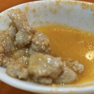 大粒の挽き肉がゴロゴロ！