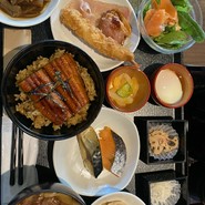 朝食バイキング