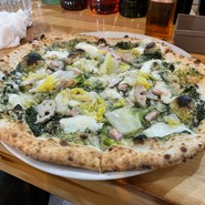 冬野菜のピッツァ