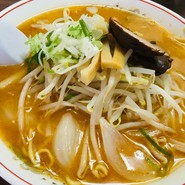 つるやラーメン店