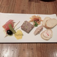 BISTRO　FAVORI（ビストロ　ファヴォリ）　代官山