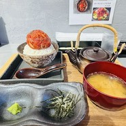 淡路島肉丼製作所 牛と米
