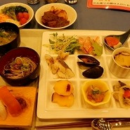 和洋中50種の豊富なバイキング
