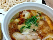 人気の肉汁うどん